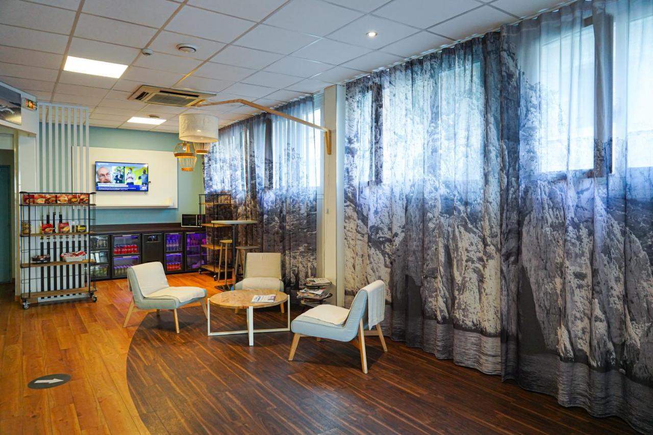 Ibis Styles Marseille Centre Prado Place Castellane Exterior photo