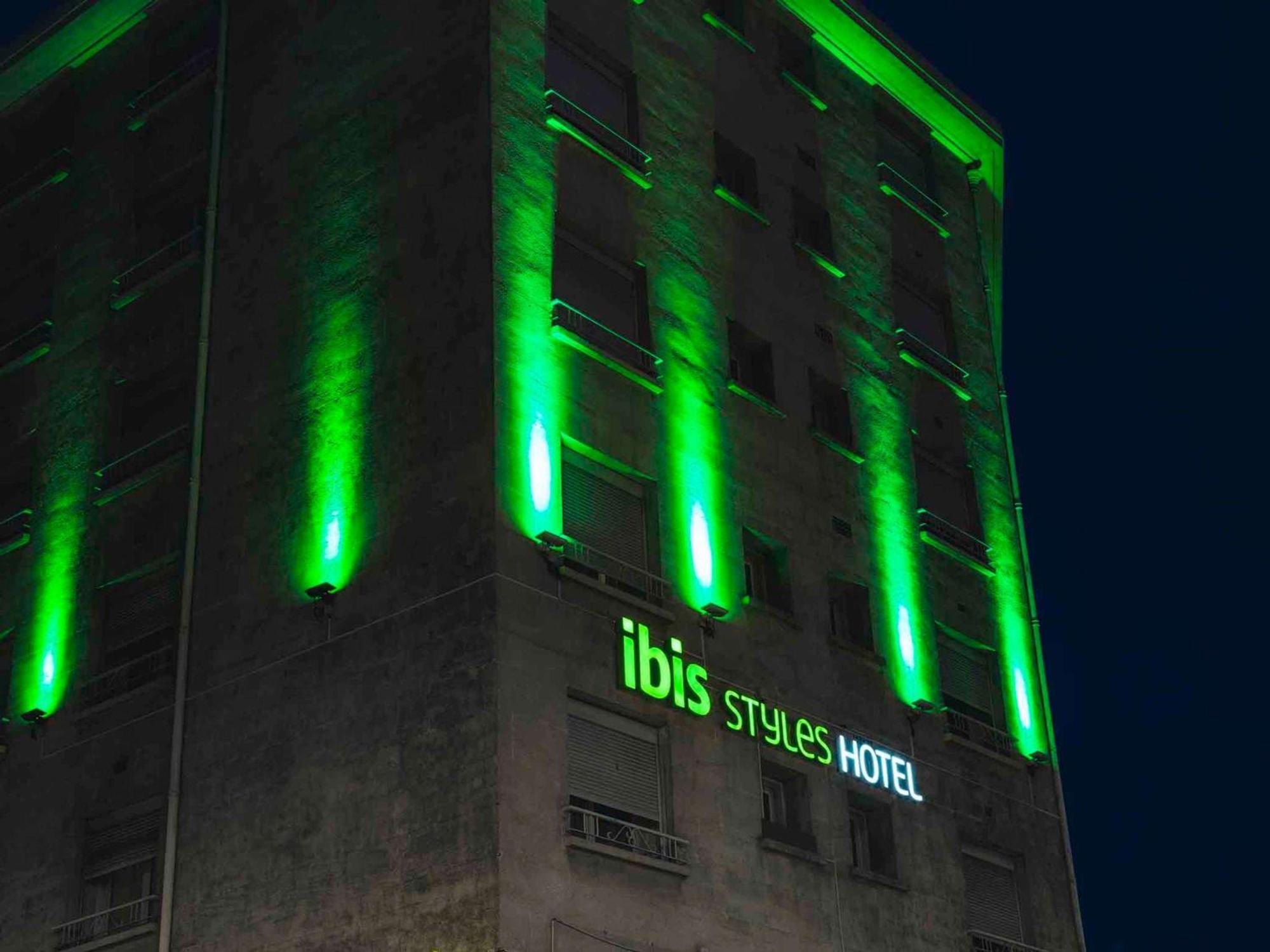 Ibis Styles Marseille Centre Prado Place Castellane Exterior photo