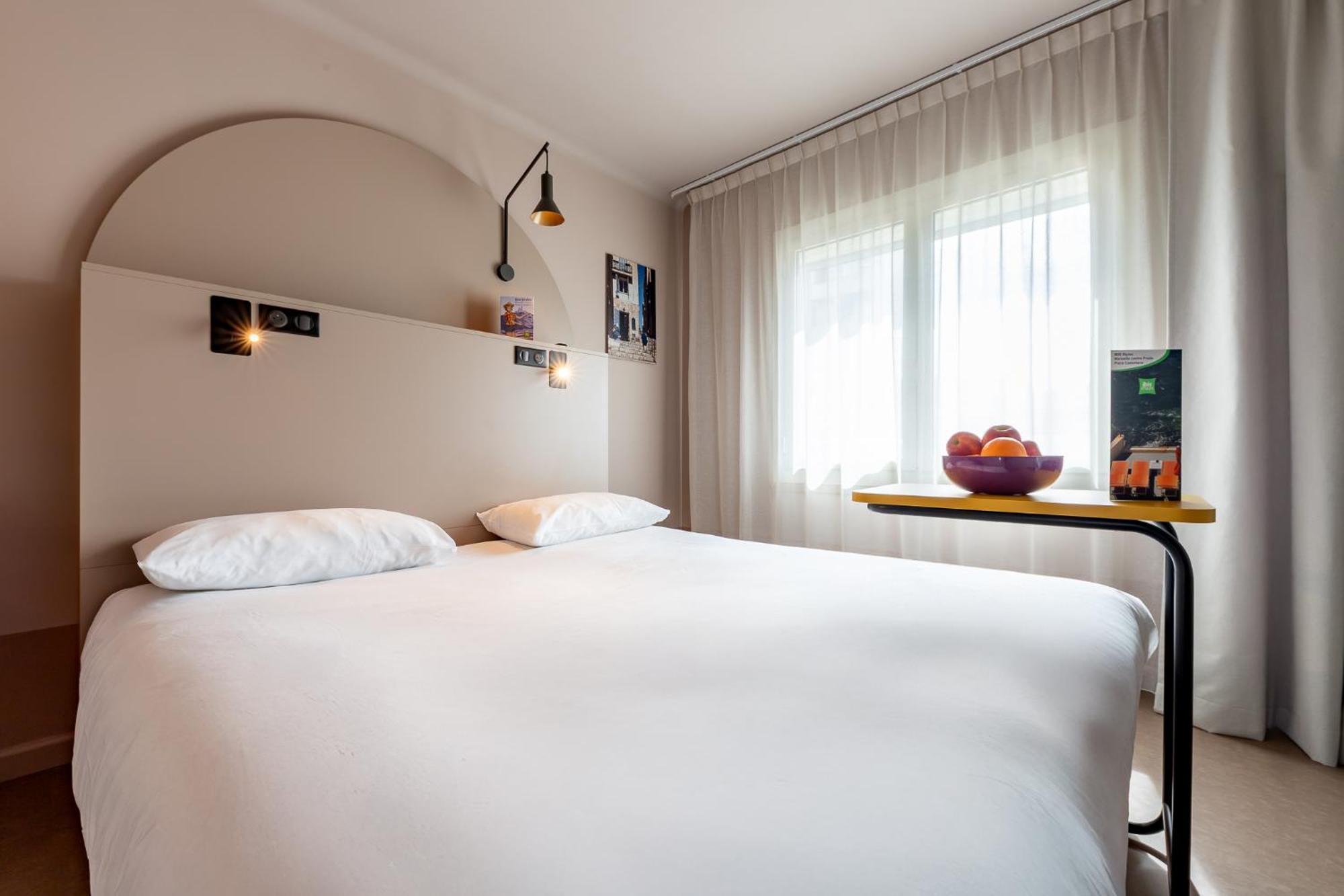 Ibis Styles Marseille Centre Prado Place Castellane Exterior photo